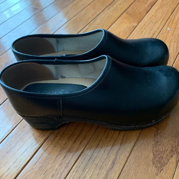 Sanita Clogs size 36 - Picture 2 of 5